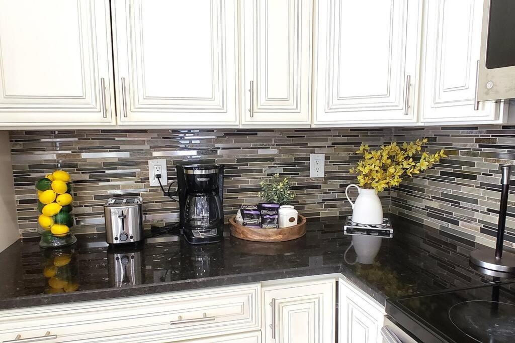 Hidden Gem In Sarasota, Utc Mall, Nathan Benderson Park, Siesta Key Holiday home